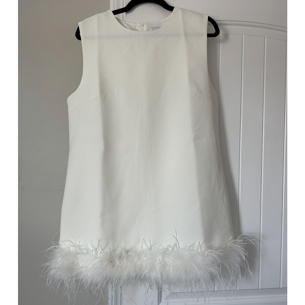 Elegant White Feather Trim Dress
